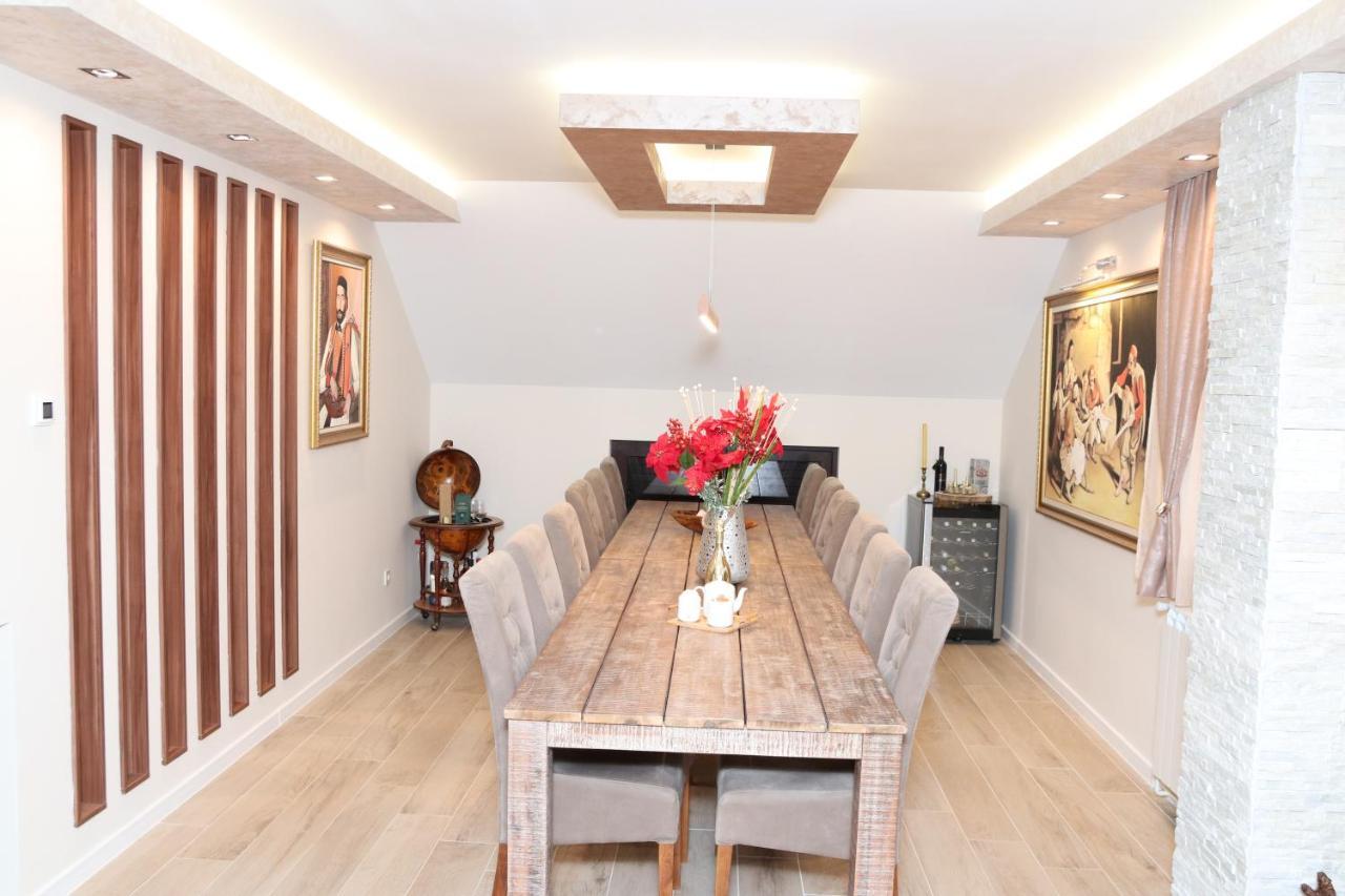 Holiday Home Cattaro Esterno foto
