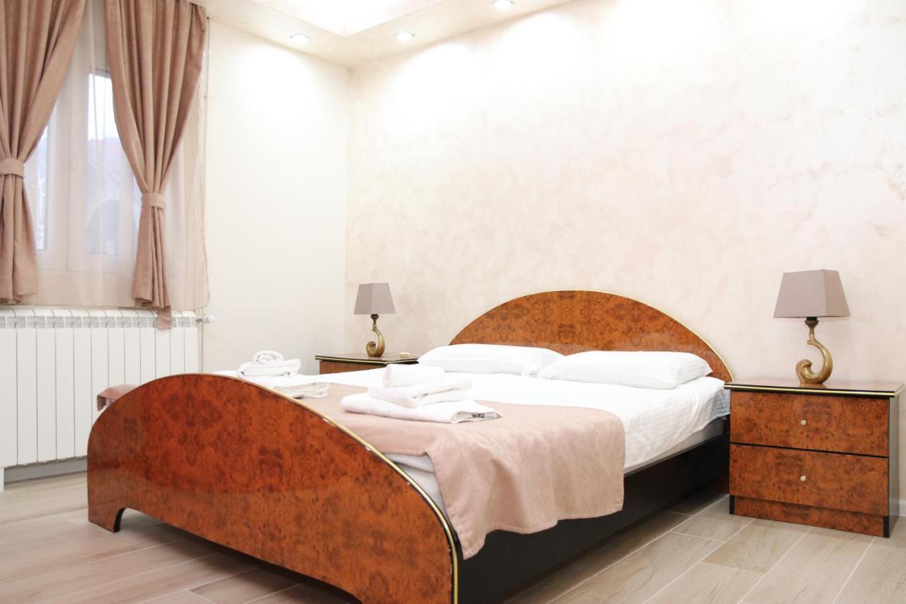 Holiday Home Cattaro Esterno foto